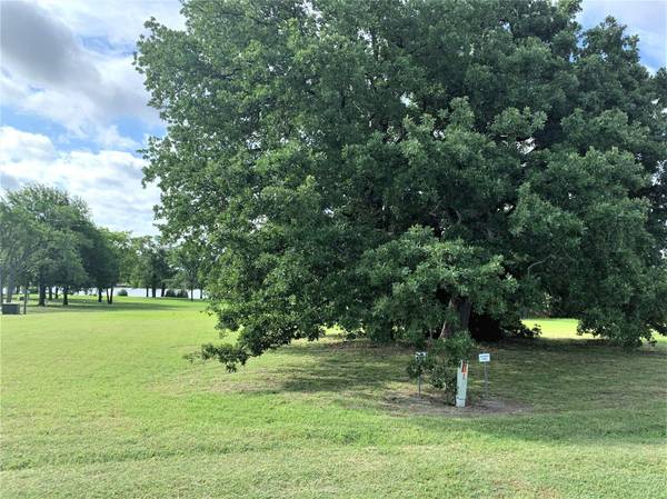 Lot 11 Bayview Circle, Corsicana, TX 75109