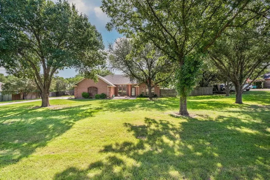 2519 Jewett Road, Burleson, TX 76028