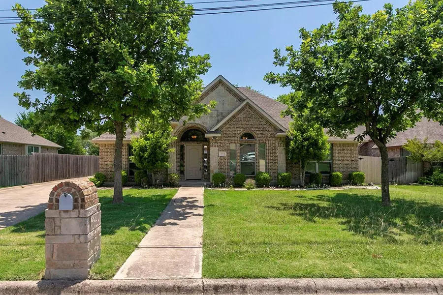 7604 Frankie B Street, North Richland Hills, TX 76182