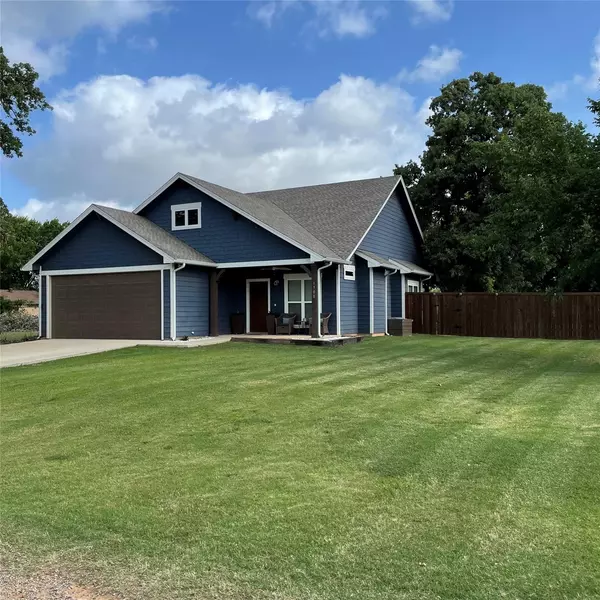 1300 Pony Trail, Oak Point, TX 75068