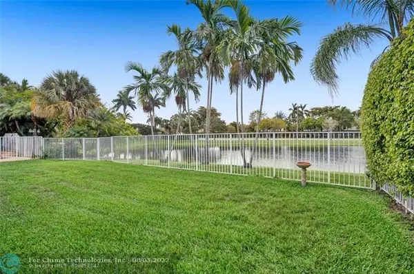 Weston, FL 33331,16449 Sapphire Pl