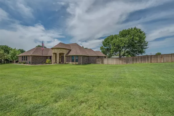 Weatherford, TX 76087,100 Foxpointe Circle