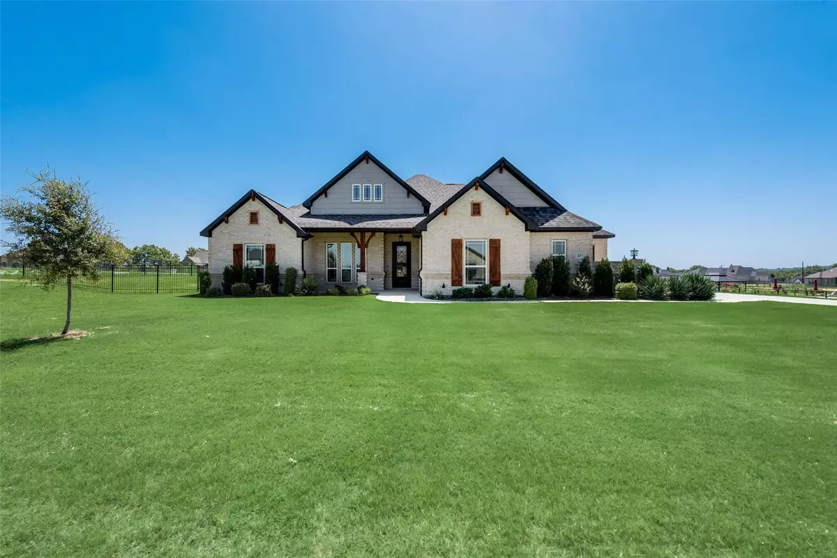 Azle, TX 76020,417 Christian Way