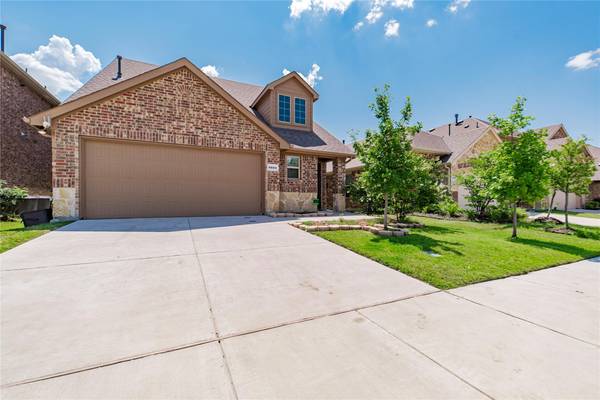 5554 Yarborough Drive, Forney, TX 75126