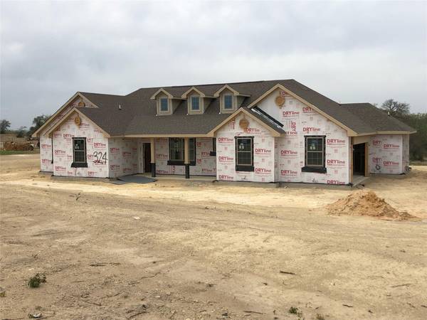 324 Sanger Drive, Springtown, TX 76082