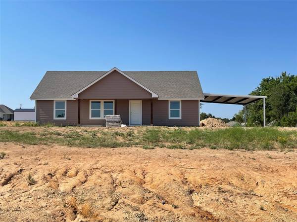 308 Cedar Tree Drive, Poolville, TX 76487