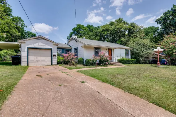 Denison, TX 75020,1127 W Bullock Street