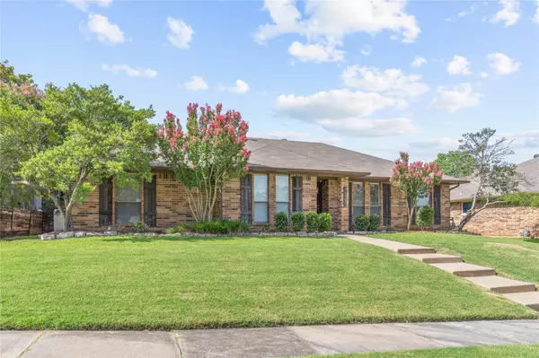 Carrollton, TX 75007,1712 Rosemeade Circle