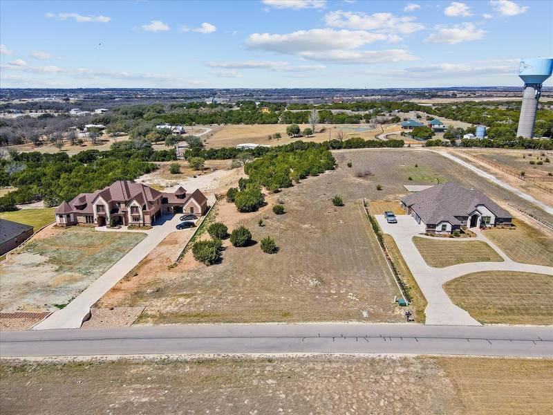 7076 Heathington Boulevard, Granbury, TX 76049