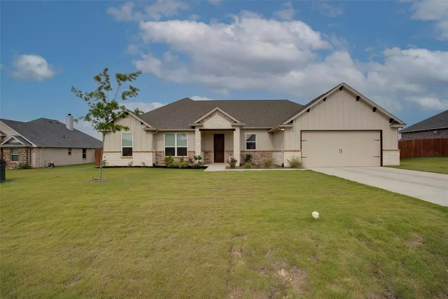 3018 Meandering Way, Granbury, TX 76049