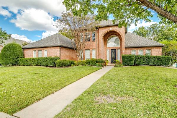 614 Bridlewood N, Colleyville, TX 76034