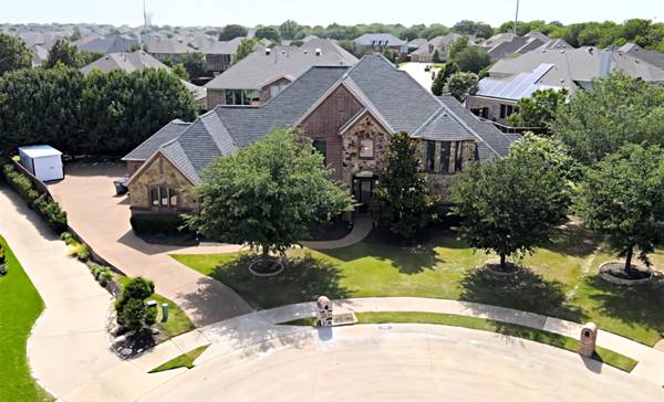 561 Hidden Lake Drive, Prosper, TX 75078