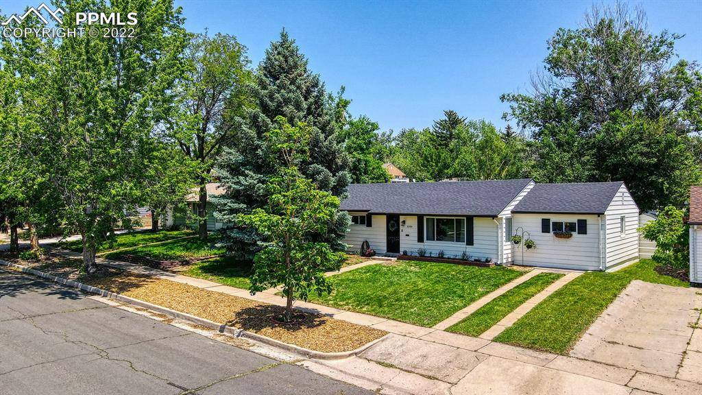 2205 Robin DR, Colorado Springs, CO 80909