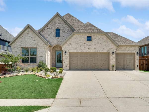 1008 Park Terrace Court, Roanoke, TX 76262