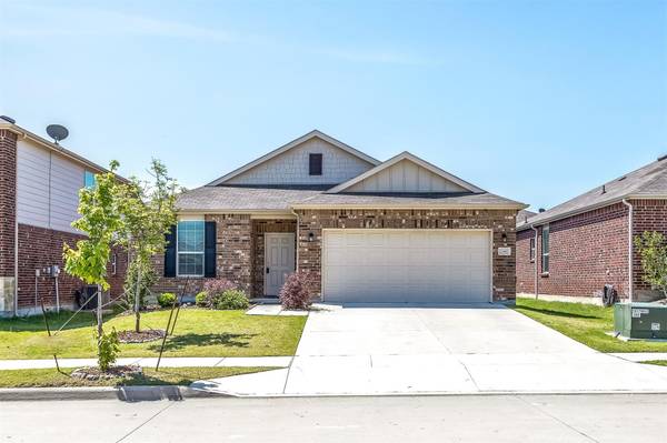 2340 Toposa Drive, Fort Worth, TX 76131