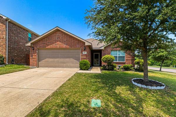 2057 Moonlight Trail, Heartland, TX 75126