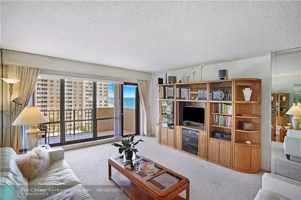 Lauderdale By The Sea, FL 33308,5100 N Ocean Blvd  #1008