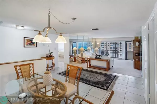 Lauderdale By The Sea, FL 33308,5100 N Ocean Blvd  #1008