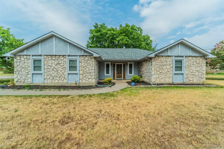 100 Hyline Drive, Keene, TX 76031