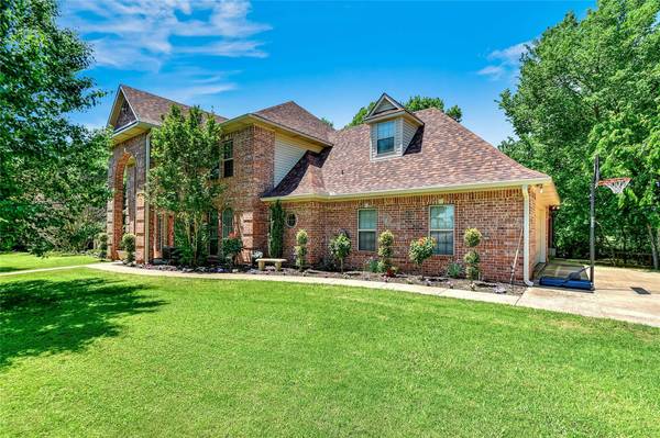 101 Beavers Bend Drive, Gunter, TX 75058