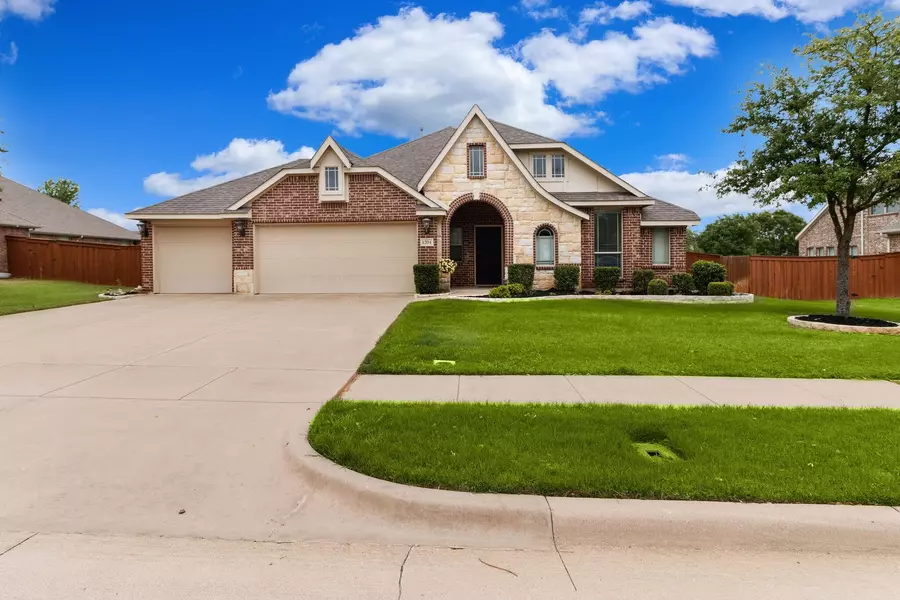 1204 Killian Drive, Mansfield, TX 76063