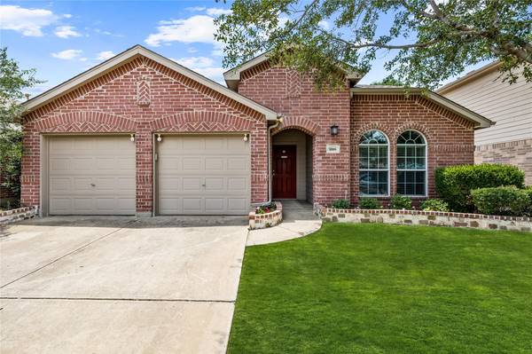 1816 Ringtail Drive, Little Elm, TX 75068