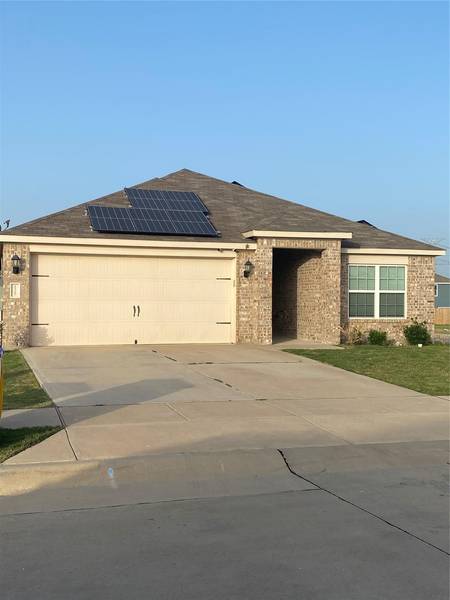 125 Presidents Way, Venus, TX 76084