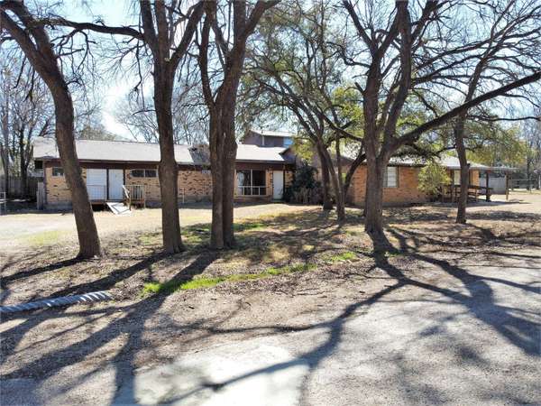 170 County Road 1733, Clifton, TX 76634