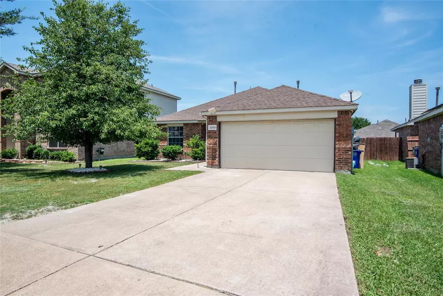 2203 Sumac Drive, Forney, TX 75126