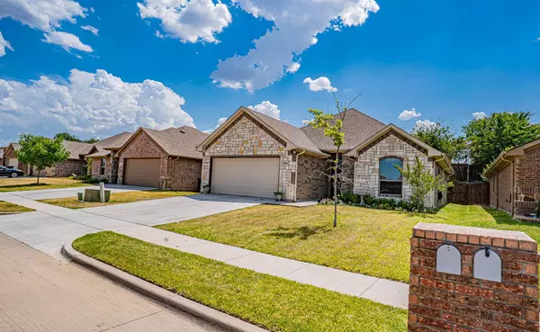 Granbury, TX 76049,4300 Sapphire Lane