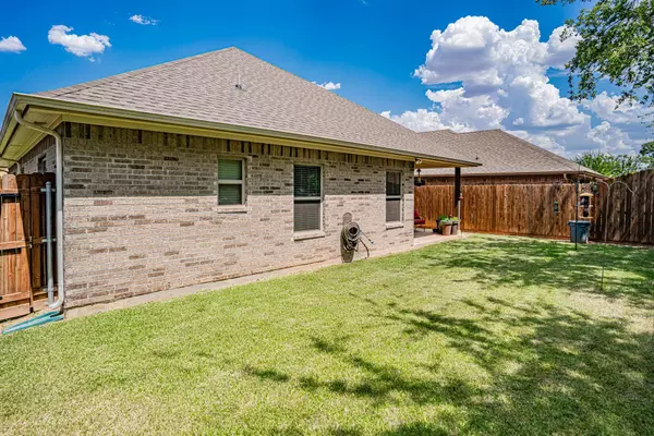 Granbury, TX 76049,4300 Sapphire Lane