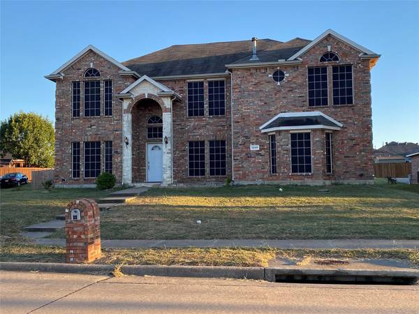 1600 Tanglerose Drive, Desoto, TX 75115