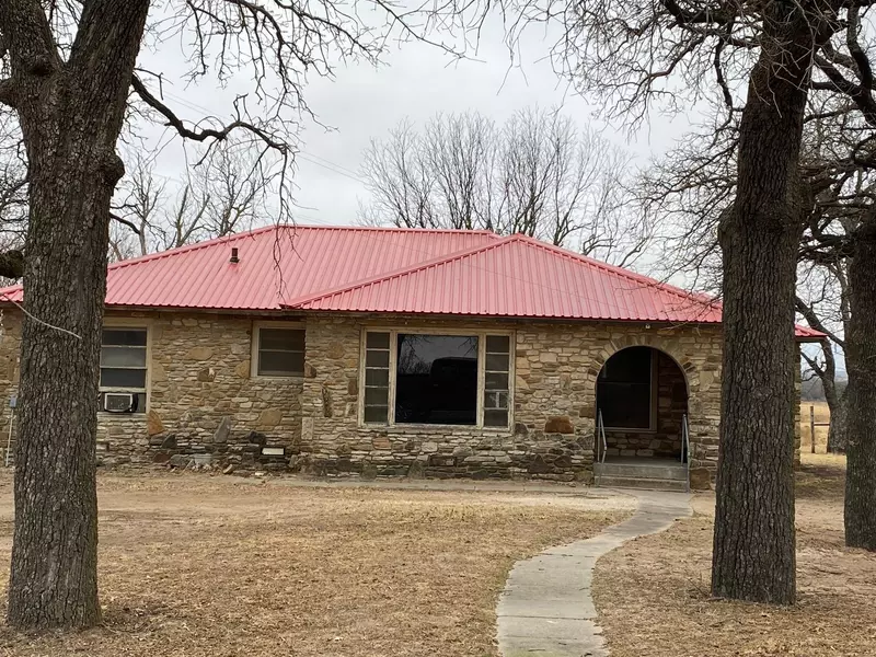 1350 County Road 404, Comanche, TX 76442