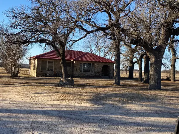 Comanche, TX 76442,1350 County Road 404