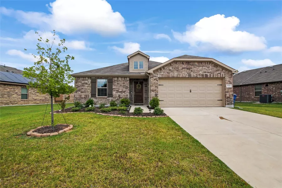 331 Highmeadow Drive, Aubrey, TX 76227