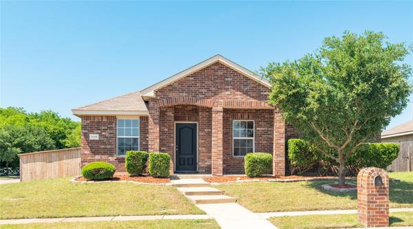 1935 Blue Sage Drive, Lancaster, TX 75146