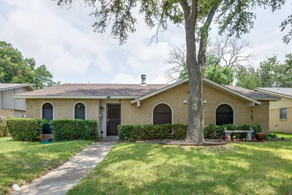 4222 Foliage Drive, Garland, TX 75043