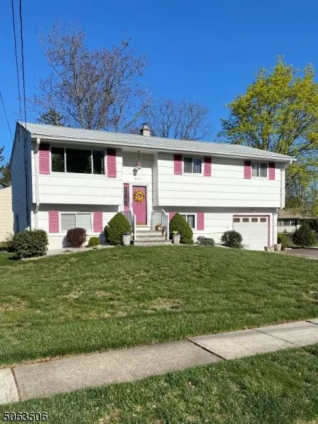 19 Michael St, Piscataway Twp., NJ 08854