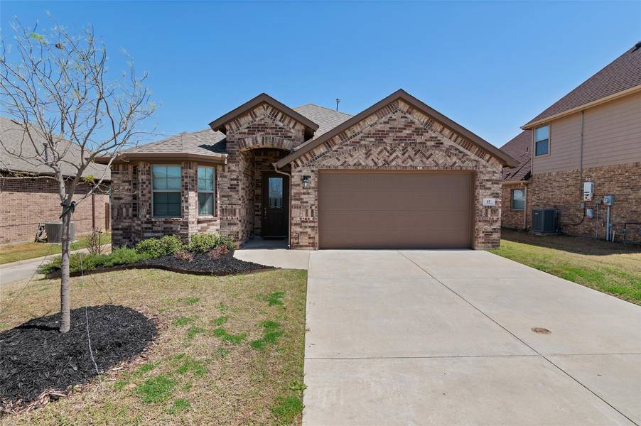 15 S Highland Drive, Sanger, TX 76266