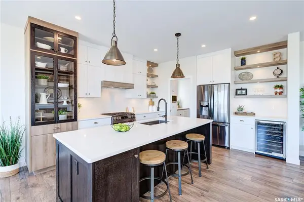 651 Kenaschuk CRESCENT, Saskatoon, SK S7W 0Y4