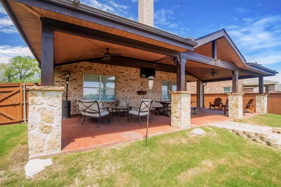 1000 Meadow Green Court, Princeton, TX 75407