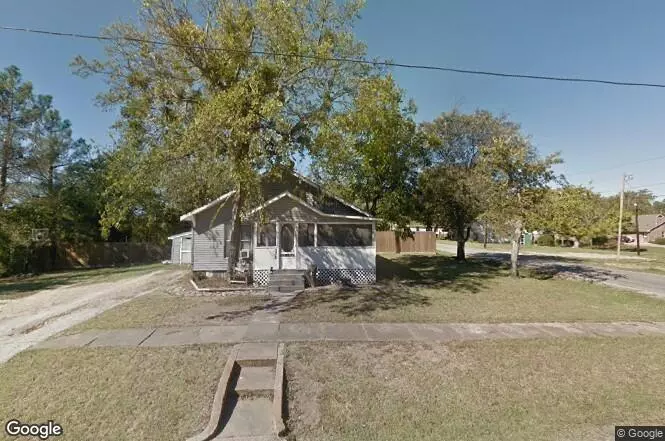 Van Alstyne, TX 75495,572 Pearl Street