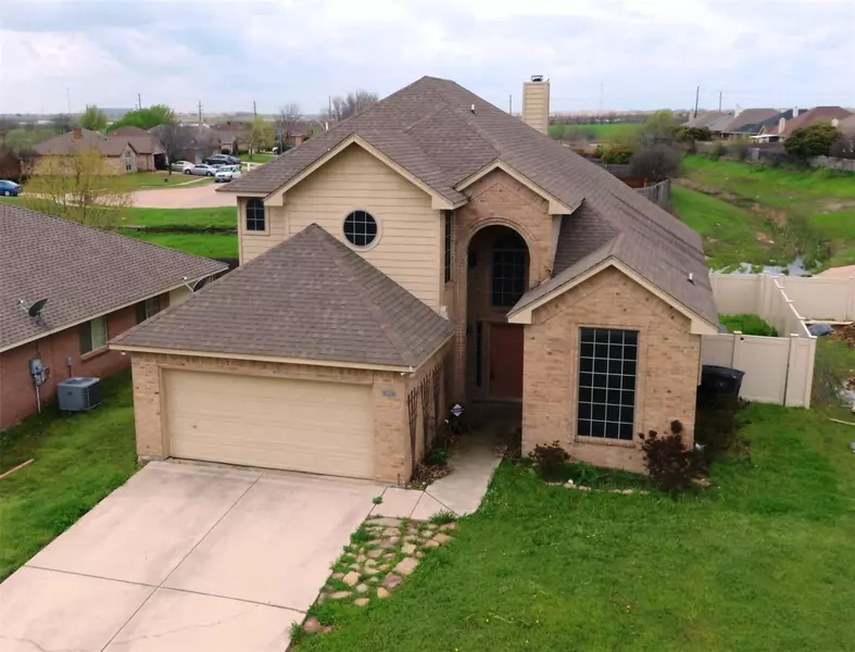 7873 Waxwing Circle W, Fort Worth, TX 76137