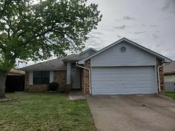 Keller, TX 76248,2084 Bronco Lane