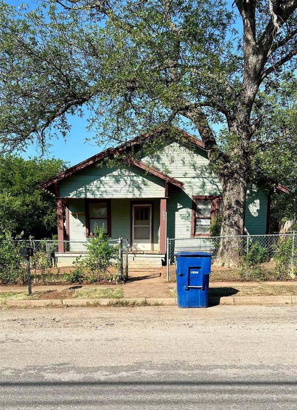 501 4th Street,  Brownwood,  TX 76801