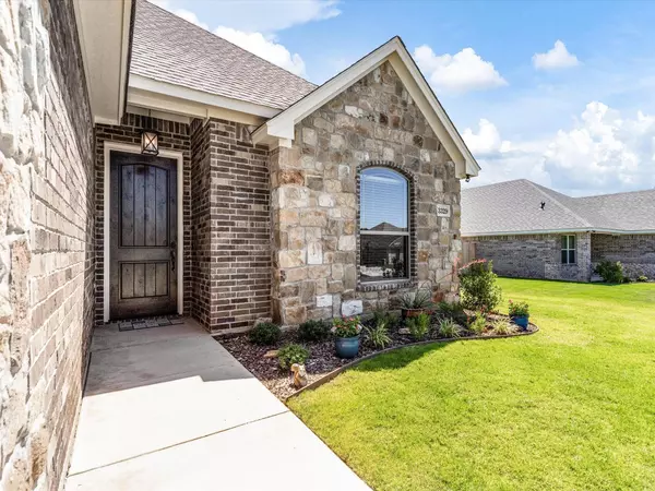 Granbury, TX 76049,3329 Arrow Creek Drive