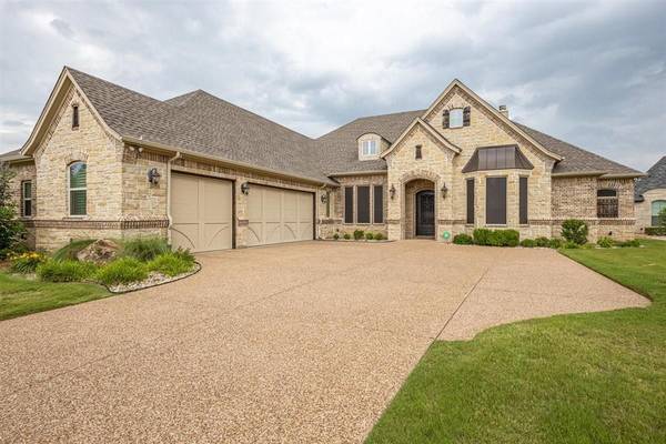 1018 Sunset Bay, Granbury, TX 76048