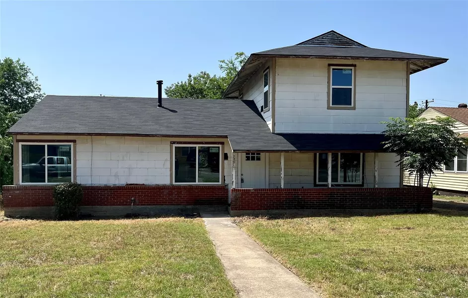 916 Ryan Road, Dallas, TX 75224