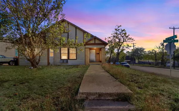 2100 Prospect Avenue, Fort Worth, TX 76164