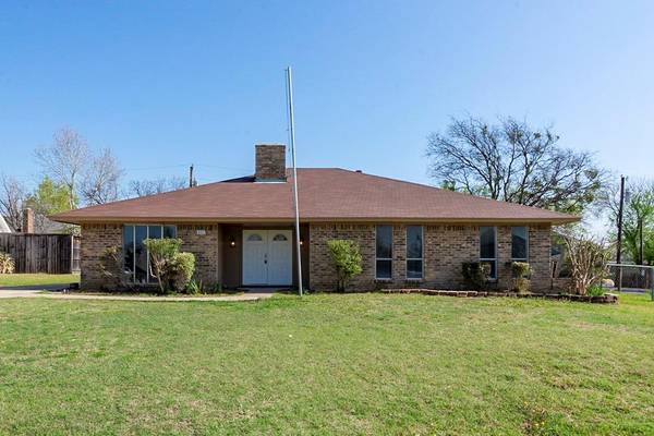 431 Hillside Drive, Lakewood Village, TX 75068